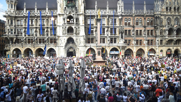 Γερμανία: Υπέρβαση του ορίου νέων κρουσμάτων διαπιστώνεται σε πολλές περιοχές της χώρας