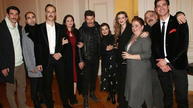 Οι πρωταγωνιστές από τις «Άγριες Μέλισσες» έκαναν το τεστ για τον κορωνοϊό