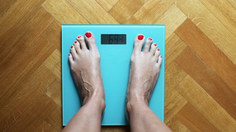 Γιατί οι γυναίκες παίρνουν βάρος κατά την εμμηνόπαυση