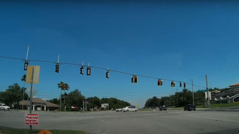 Εκτός καραντίνας και εκτός ελέγχου