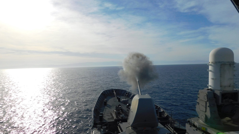 Νεκροί και τραυματίες σε ναυτική άσκηση: Ιρανικός πύραυλος έπληξε πλοίο στον Κόλπο του Ομάν