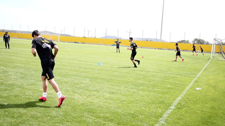 Υποβλήθηκαν σε δεύτερο τεστ για κορωνοϊό οι παίκτες της ΑΕΚ