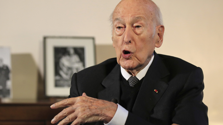 Έρευνα κατά του Ζισκάρ ντ’ Εστέν μετά τη μήνυση για σεξουαλική παρενόχληση