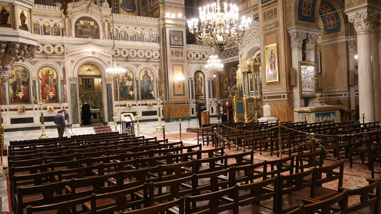 Ανοίγουν οι εκκλησίες την Κυριακή