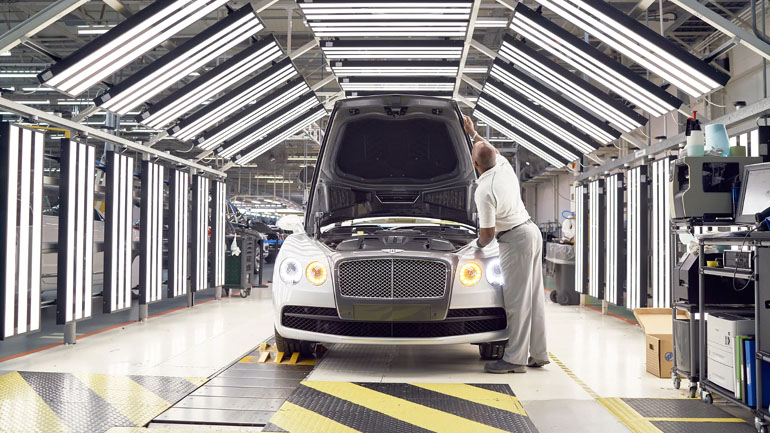 Η Bentley έχει δεχθεί παραγγελίες για 8 μήνες παραγωγής