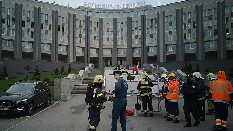 Πέντε νεκροί σε πυρκαγιά που ξέσπασε σε νοσοκομείο στην Αγία Πετρούπολη