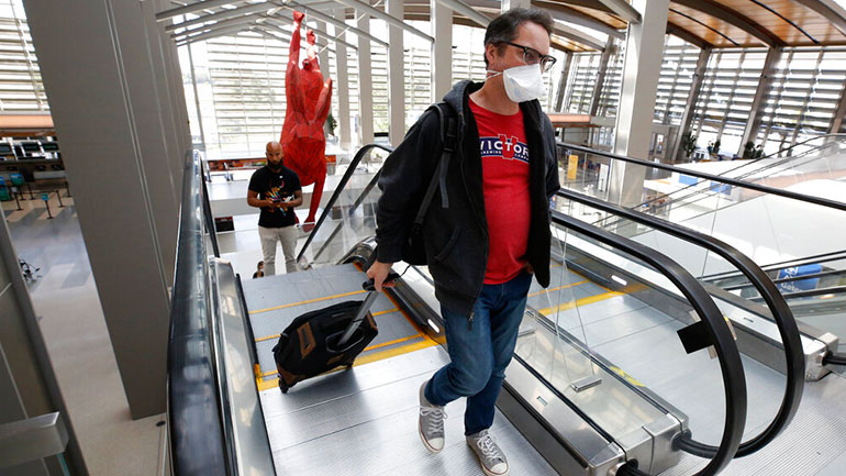 United Airlines Holdings: Οι επιβάτες θα ενημερώνονται έγκαιρα για το ποσοστό πληρότητας στην πτήση τους