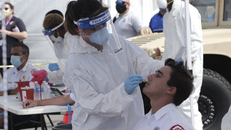 Τεστ για τον κορωνοϊό θα χρειάζεται να έχουν στο μέλλον όσοι εισέρχονται στην Σερβία