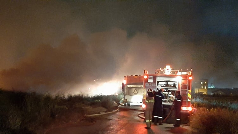 Υπό έλεγχο η φωτιά στον Εύοσμο Θεσσαλονίκης