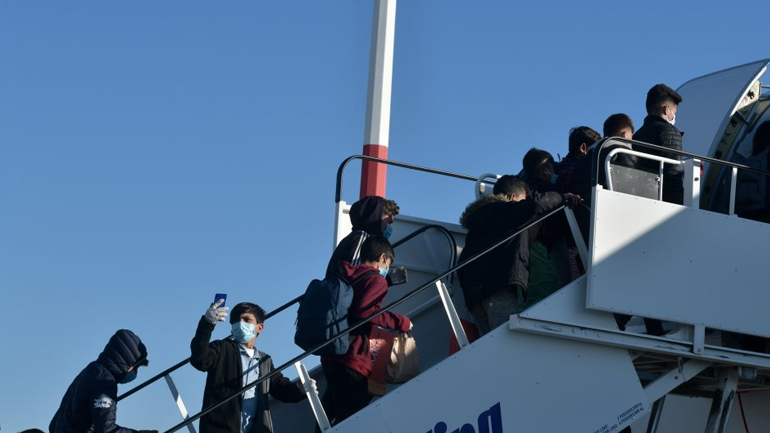 Η Πορτογαλία θα παραλάβει 500 ασυνόδευτους ανήλικους πρόσφυγες από την Ελλάδα μόλις αρθούν τα απαγορευτικά μέτρα