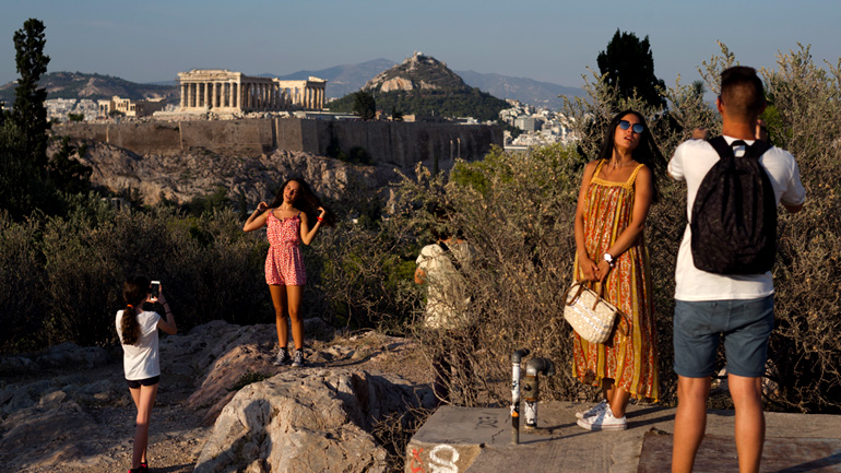 Η ώρα της Κομισιόν για τον τουρισμό