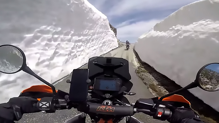 Ελληνικά Motovlogs: Η ξεχωριστή περίπτωση του Road Explore