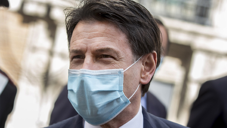 Ιταλία: Ο Τζουζέπε Κόντε προειδοποιεί τους εταίρους στην ΕΕ εναντίον της de facto σύναψης διμερών συμφωνιών για τον τουρισμό