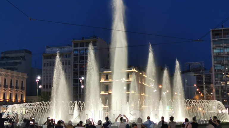 Τα αποκαλυπτήρια της «νέας» πλατείας Ομονοίας