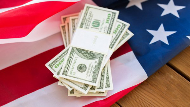 «Τουλάχιστον 100.000 ελληνοαμερικάνοι δεν έχουν αιτηθεί το επίδομα των 1.200 δολαρίων που δικαιούνται»