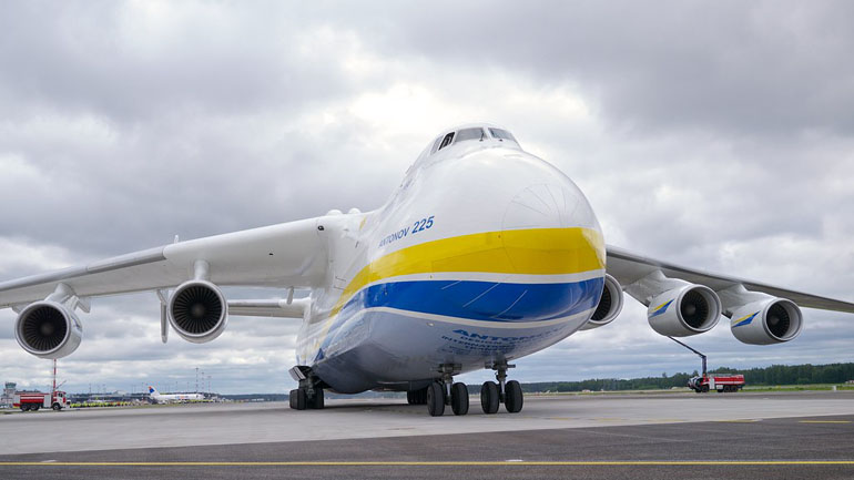 Το μεγαλύτερο αεροπλάνο του κόσμου Antonov 225 προσγειώθηκε στην Αθήνα