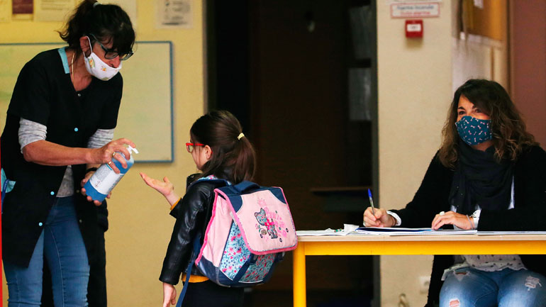 Βέλγιο: Επιστροφή στο σχολείο με μάσκες και θερμομέτρηση