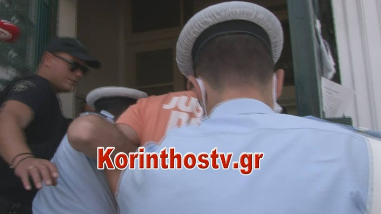 Προφυλακίστηκε ο 53χρονος που τραυμάτισε θανάσιμα και εγκατέλειψε 15χρονο στα Εξαμίλια Κορινθίας Προφυλακίστηκε ο 53χρονος που τραυμάτισε θανάσιμα και εγκατέλειψε 15χρονο στα Εξαμίλια Κορινθίας