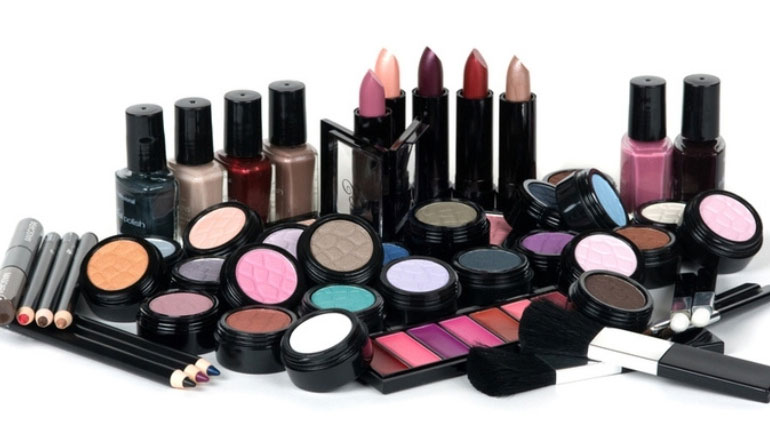 Καλλυντικά, γυναικεία είδη περιποίησης και παιδικά είδη «πρωταθλητές» της επανεκκίνησης