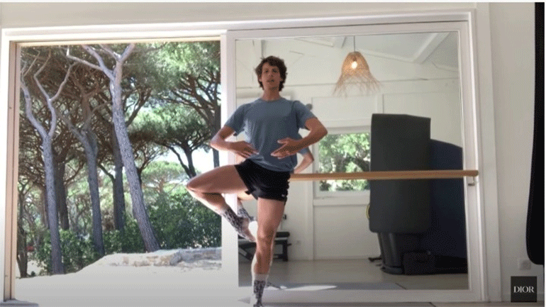 Online μαθήματα μπαλέτου από κορυφαίους χορευτές προσφέρει ο Dior