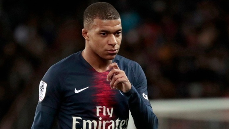 Μένει στην Παρί και του χρόνου ο Μπαπέ