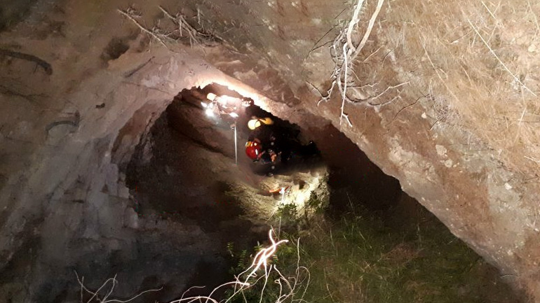 Τέσσερις άνδρες νεκροί σε σπήλαιο στο Λουτράκι