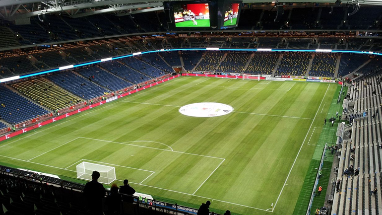 Σουηδία: Οι ομάδες της πρώτης κατηγορίας κατηγορούν τις υγειονομικές αρχές