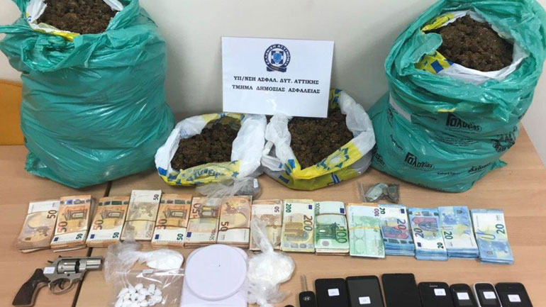 Εξάρθρωση σπείρας που διακινούσε ναρκωτικά  στο κέντρο της Αθήνας και τη Δυτική Αττική