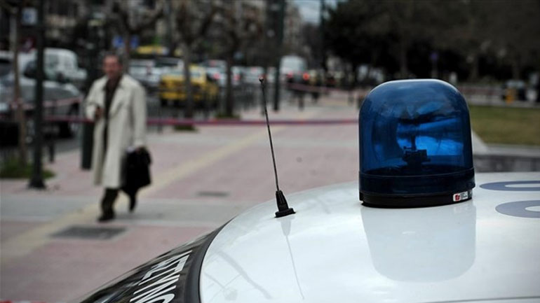 Της είπαν ότι η κόρη της τραυματίστηκε σε τροχαίο και της «έφαγαν» 5.000 ευρώ