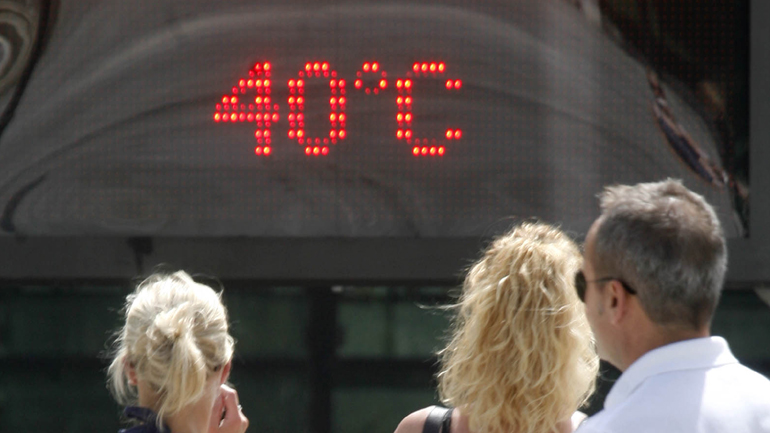 Έσπασε ρεκόρ η θερμοκρασία: Σε ποιες περιοχές έδειξε 40αρια