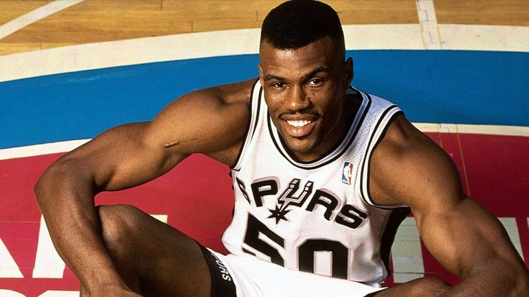 Ρόμπινσον: «Ο Ρόντμαν ήταν καταστροφικός για τους Σπερς»