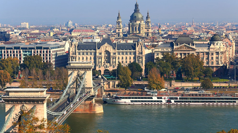 Ουγγαρία: Αίρονται σταδιακά από Δευτέρα οι περιορισμοί κυκλοφορίας στη Βουδαπέστη