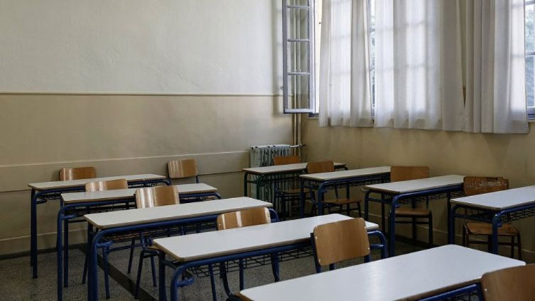 Στις τάξεις από αύριο και οι μαθητές γυμνασίου και Α’ και Β’ λυκείου