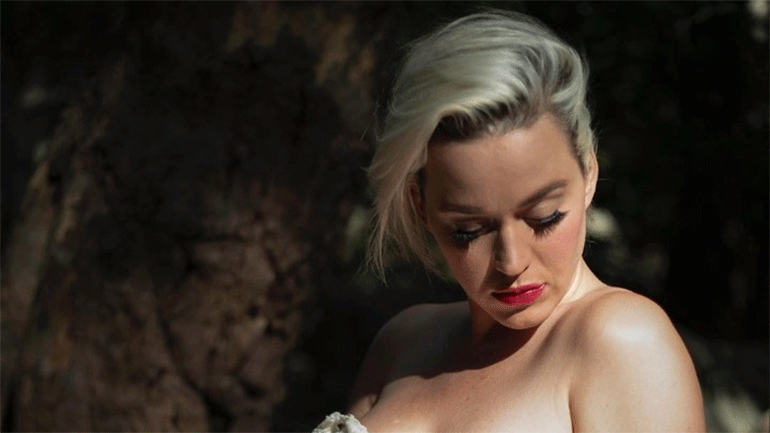 «Daisies», νέο τραγούδι από την έγκυο Κέιτι Πέρι