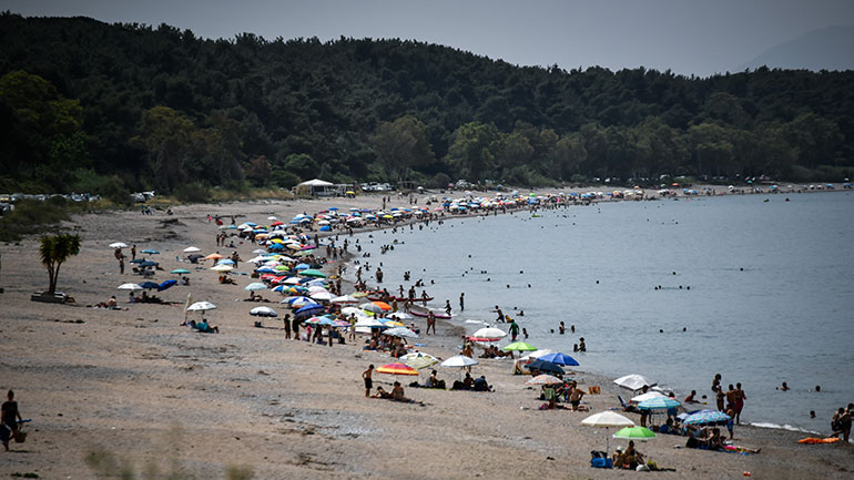 «Περάσαμε την εικόνα ότι άνοιξαν με τάξη οι παραλίες»