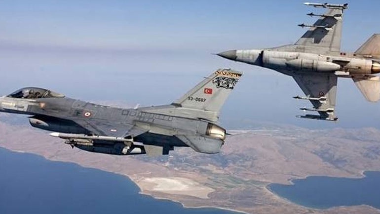 Τουρκικά αεροσκάφη πέταξαν πάνω από ελληνικά νησιά