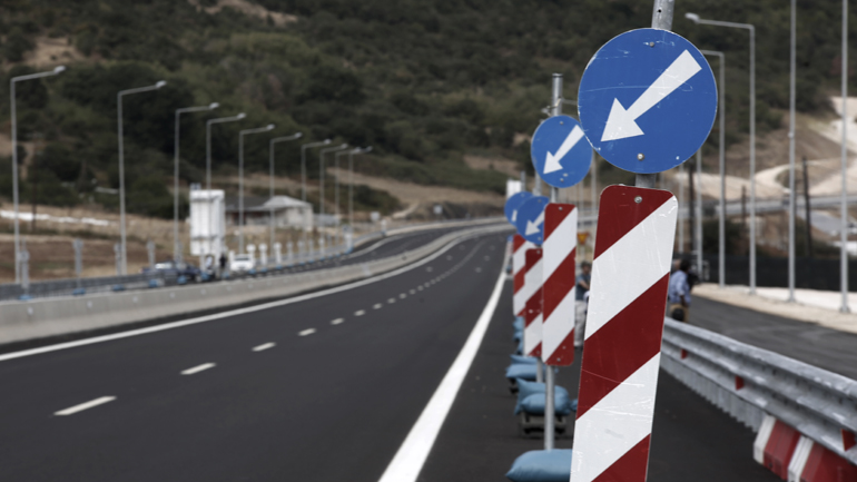 Προσωρινές κυκλοφοριακές ρυθμίσεις στον ανισόπεδο κόμβο Αντιρρίου της «Ιονίας Οδού»