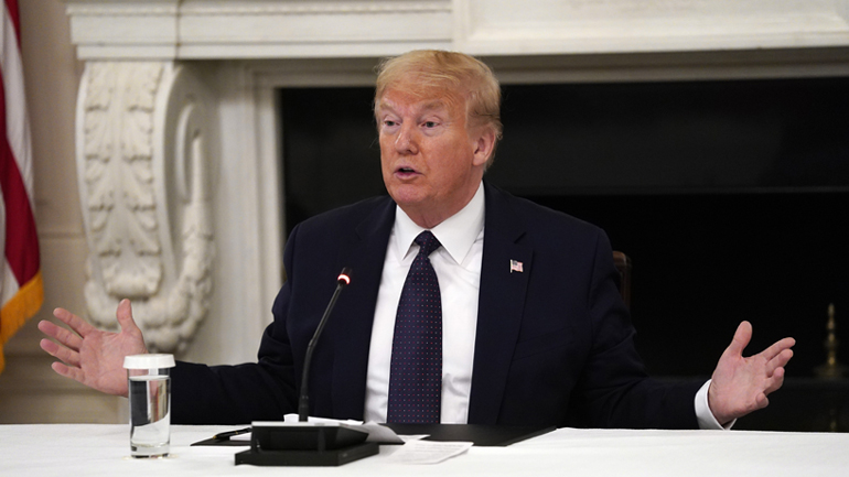 Ο Τραμπ αποκάλυψε ότι λαμβάνει υδροξυχλωροκίνη