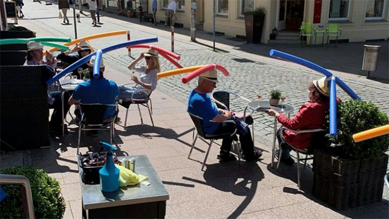 Πρωτότυπη ιδέα για κοινωνική αποστασιοποίηση σε «τραπεζάκια έξω»