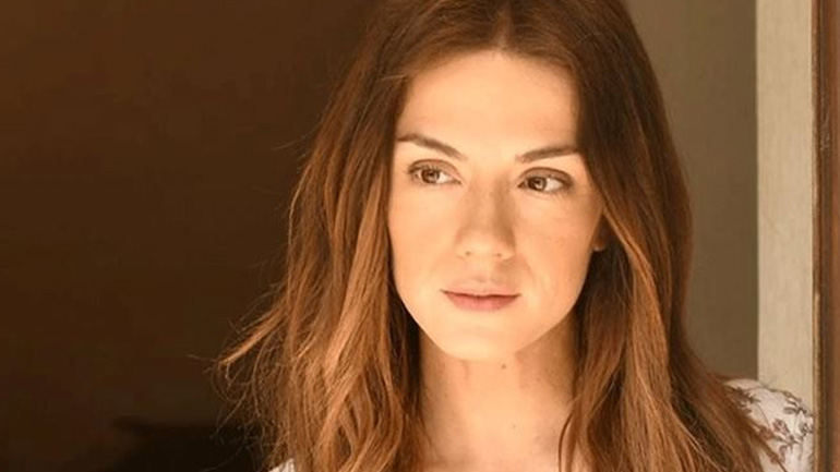 Η αντίδραση της Βάσως Λασκαράκη όταν ρωτήθηκε αν θα αντικαταστήσει την Ελένη Μενεγάκη