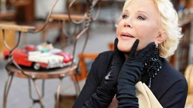 Σπάνια φωτογραφία από τον πρώτο γάμο της Ζωής Λάσκαρη