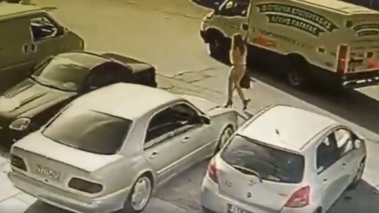 Βίντεο-ντοκουμέντο από την επίθεση με βιτριόλι στην Καλλιθέα