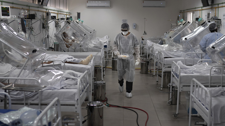 Θλιβερό ρεκόρ θανάτων σε ένα 24ωρο στη Βραζιλία – Για πρώτη φορά οι νεκροί ξεπέρασαν τους 1.000