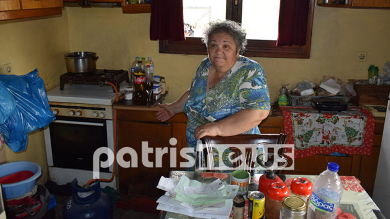 Πύργος: Έκοψαν το ρεύμα σε τετραμελή οικογένεια που ζει με το Επίδομα Αλληλεγγύης