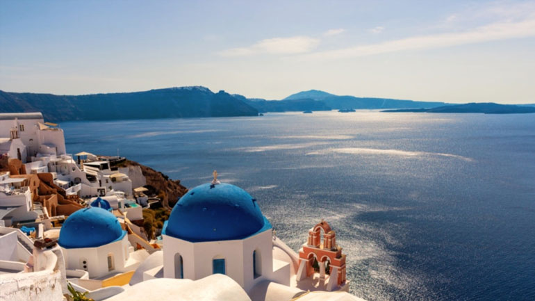 Πέντε προτεραιότητες στο σχέδιο της κυβέρνησης για τον τουρισμό