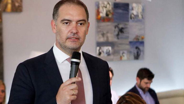 ΞΕΕ-Βασιλικός: Έγινε μόνον το πρώτο βήμα για την επανεκκίνηση του τουρισμού