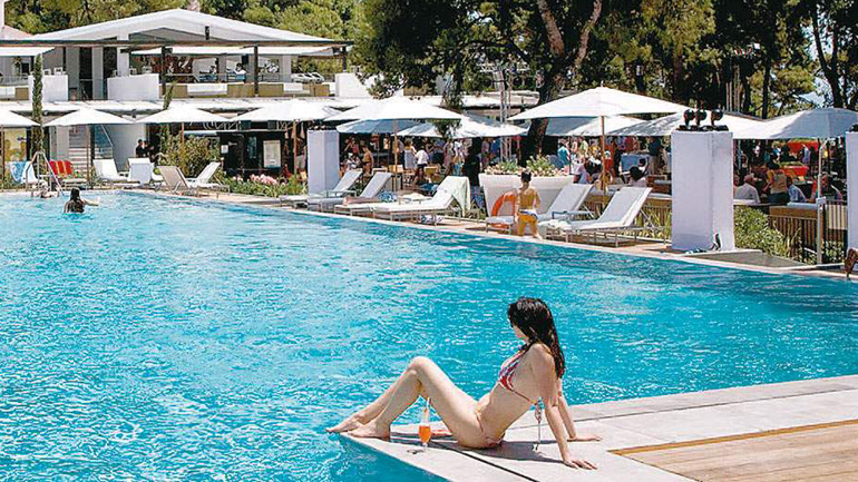 Πώς θα λειτουργήσουν τα ξενοδοχεία το καλοκαίρι – Όλοι οι κανόνες