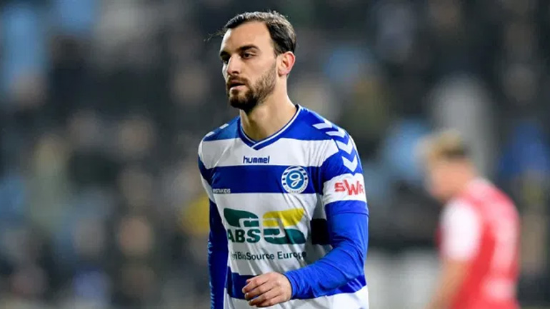 Ανανέωσε έως το 2021 με τη Ντε Γκράαφσαπ ο Μυστακίδης