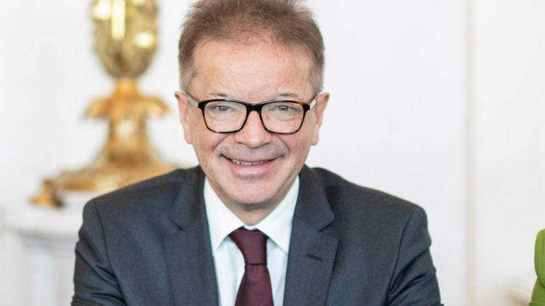 Άνσομπερ: Οι Αυστριακοί στην πλειονότητά τους θέλουν να εμβολιαστούν κατά του νέου κορωνοϊού