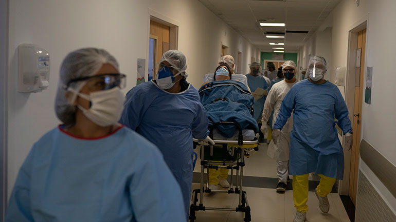 Βραζιλία: Ο κορωνοϊός πλήττει περισσότερο τους νέους